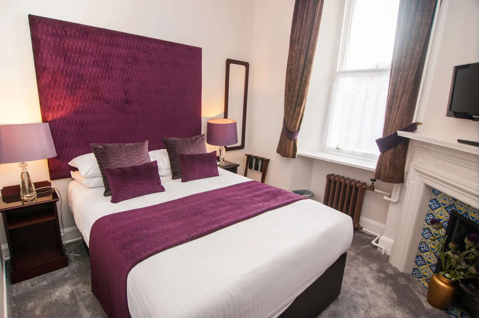 Invernairne Guest House