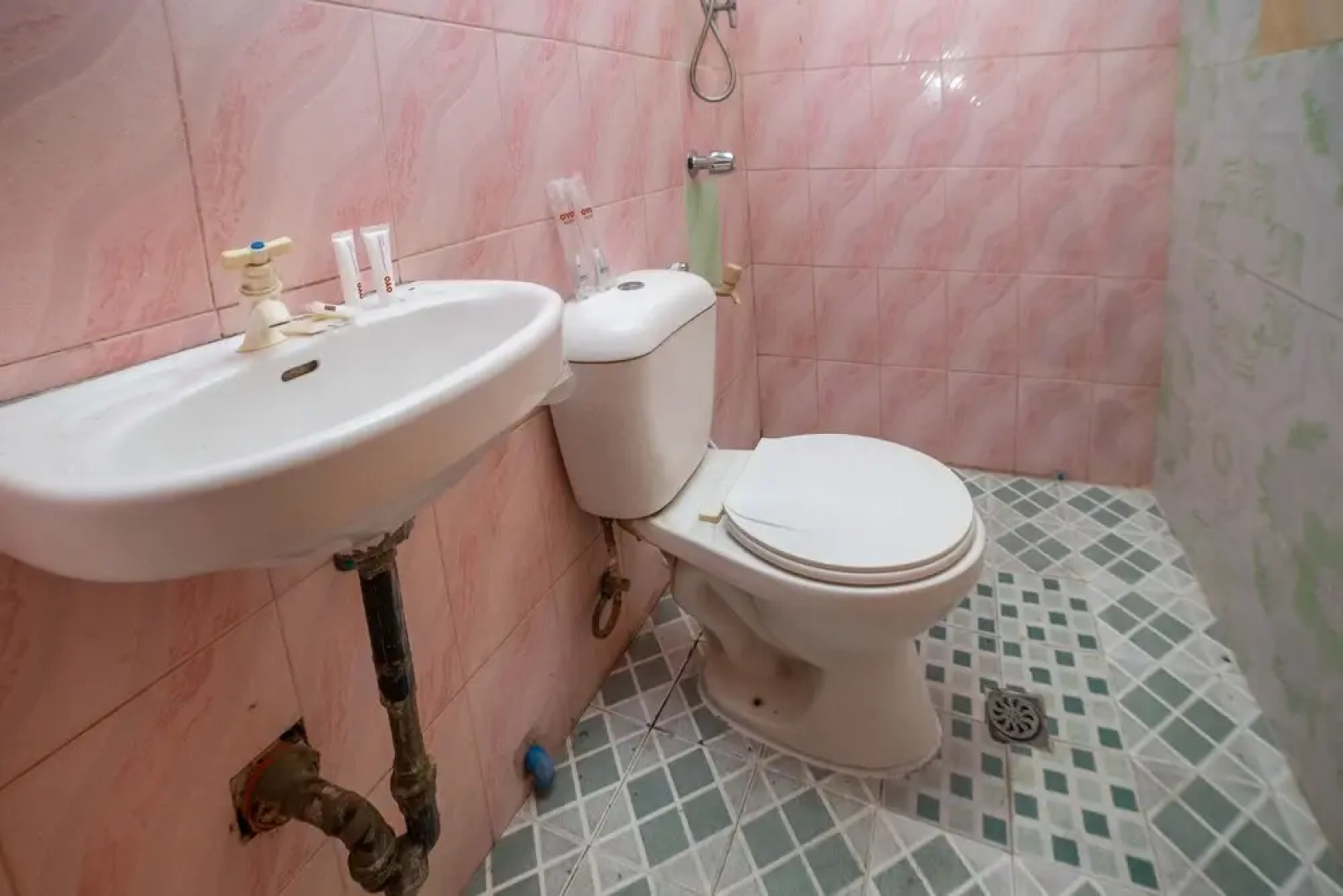 OYO 448 Pvc Pension Haus