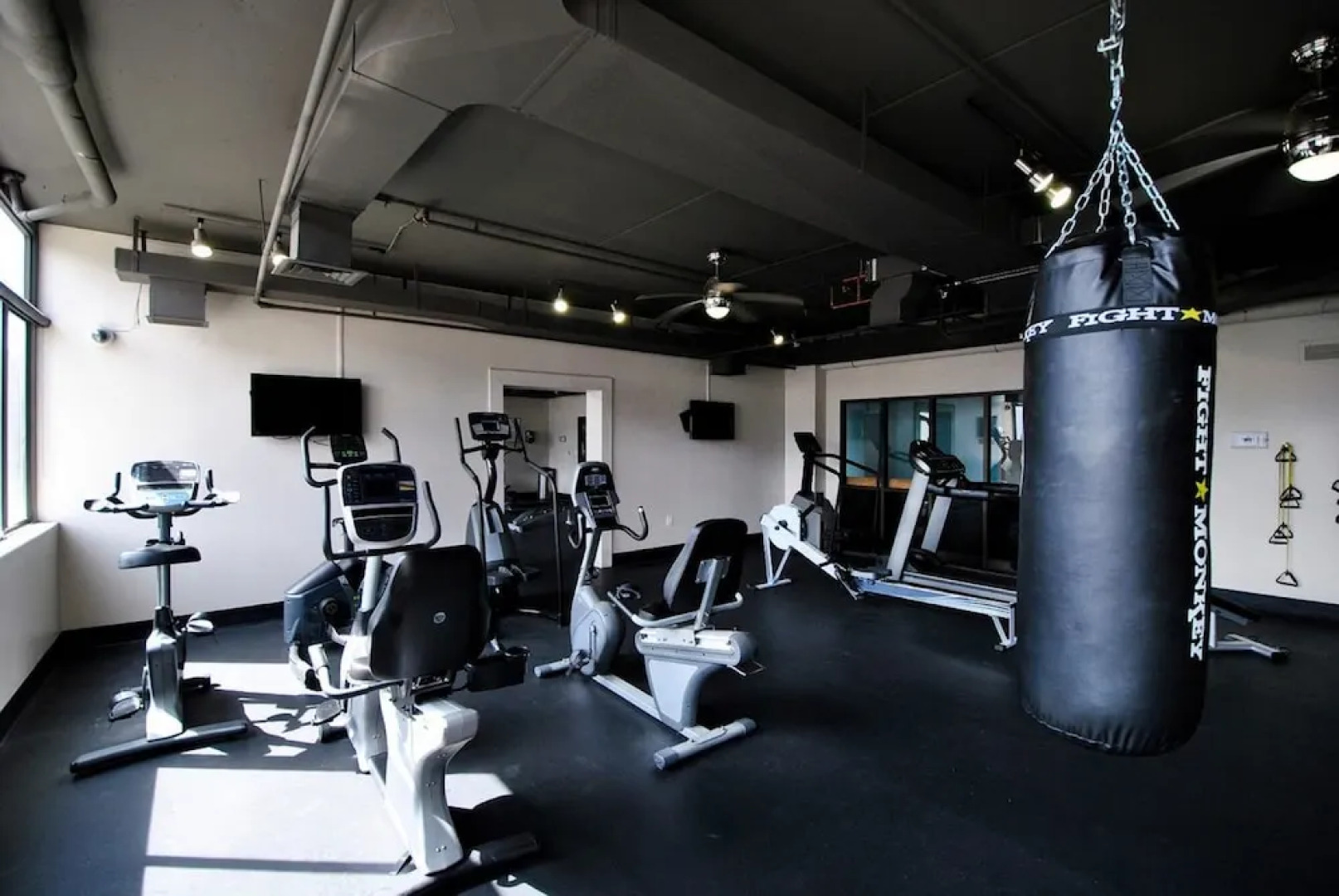 Motor City Suites by Barsala