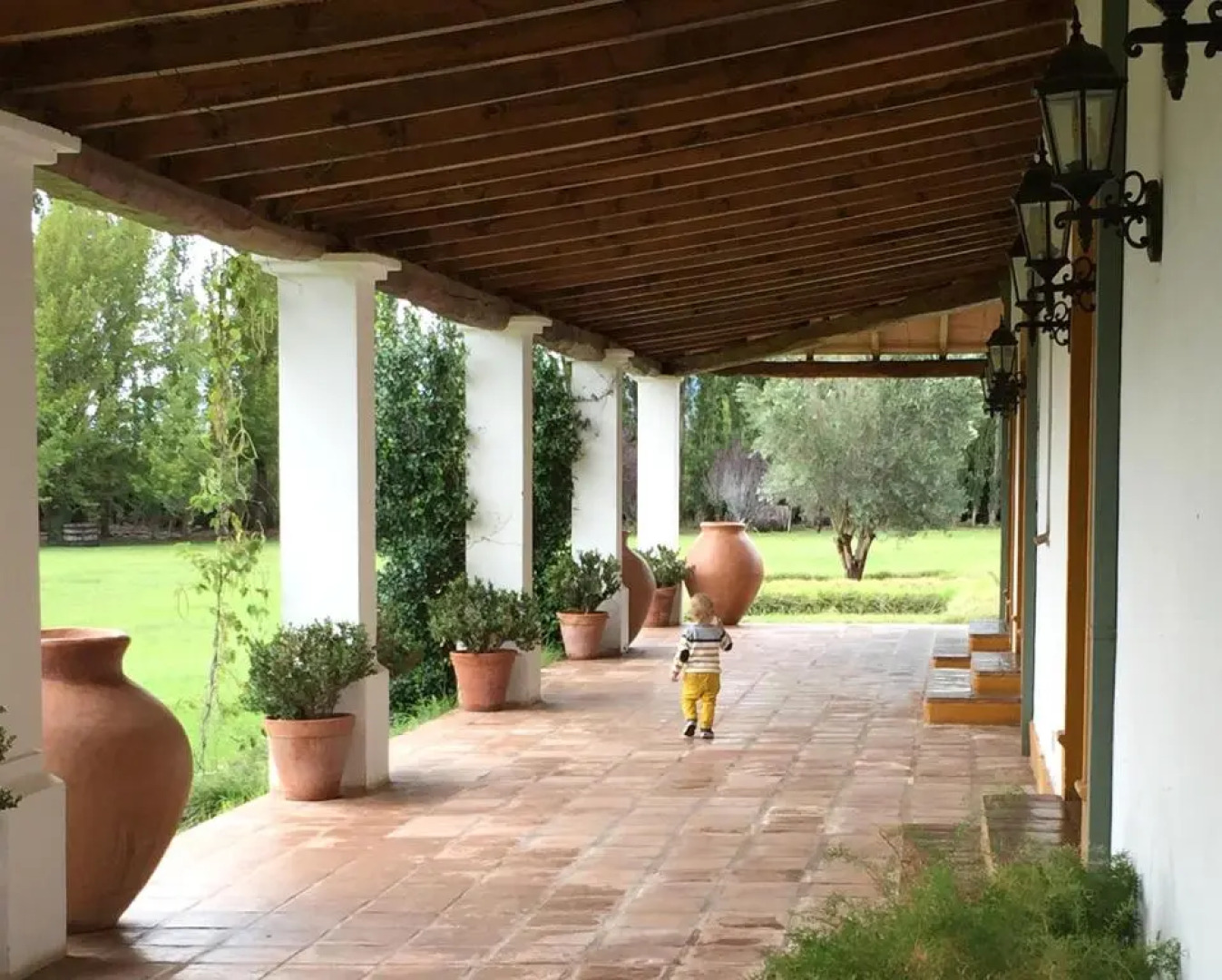 El Porvenir Casa de Bodega