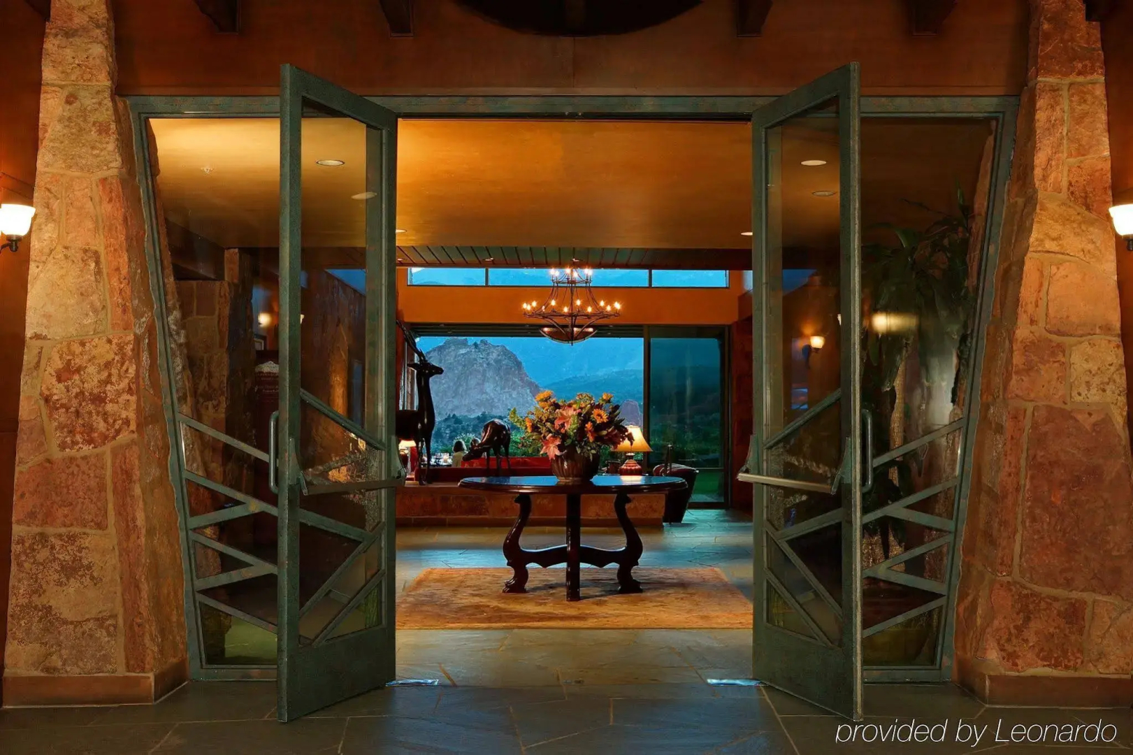 Garden of the Gods Resort and Club