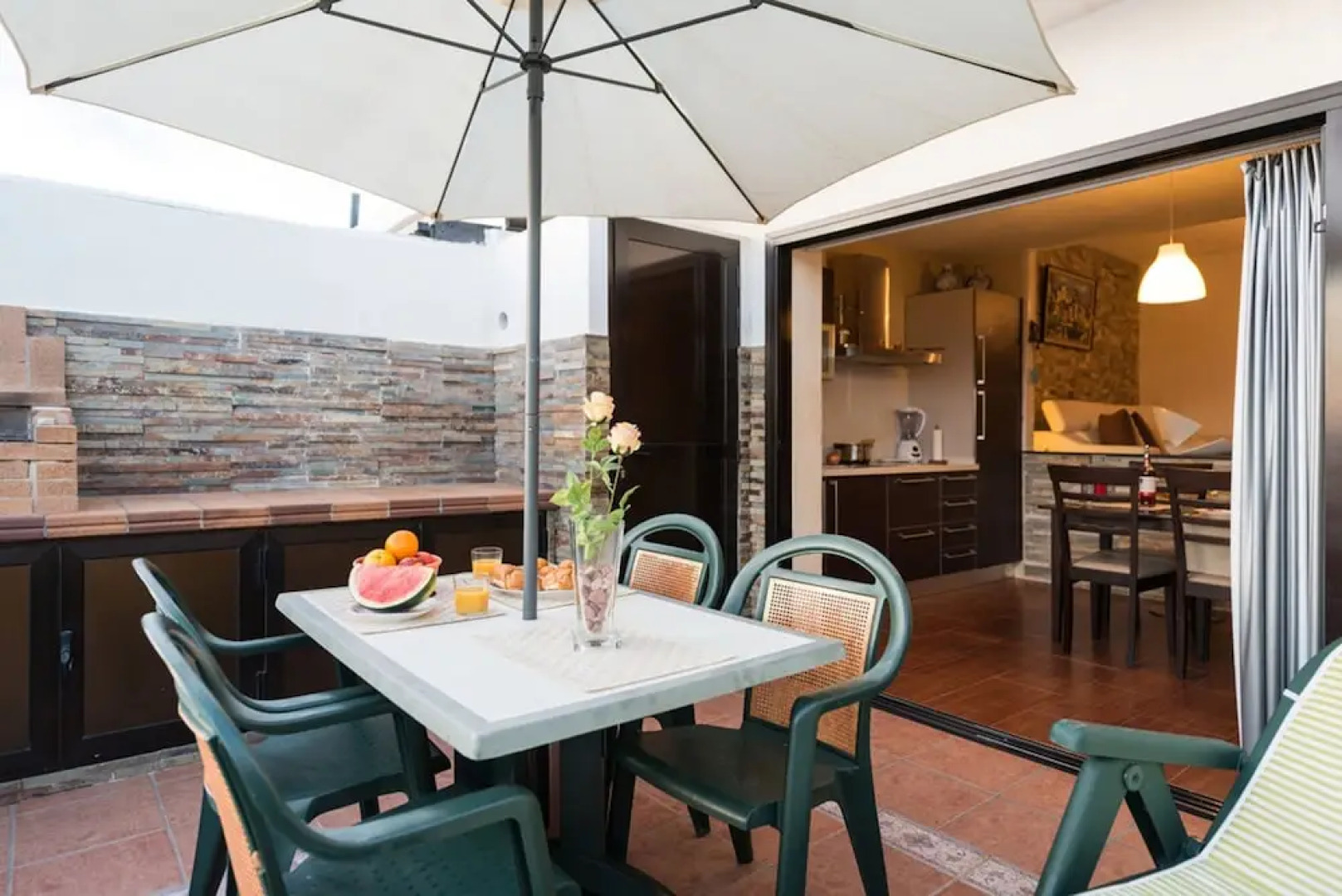 Apartment 50 Meters from the sea GC16