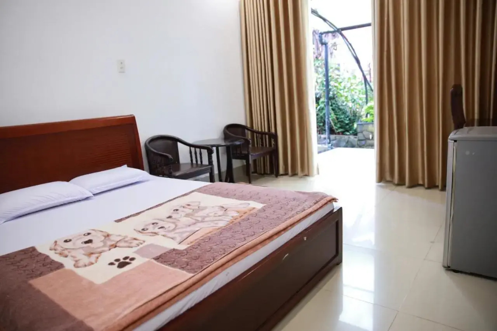 Huynh Gia Bao Hotel 2