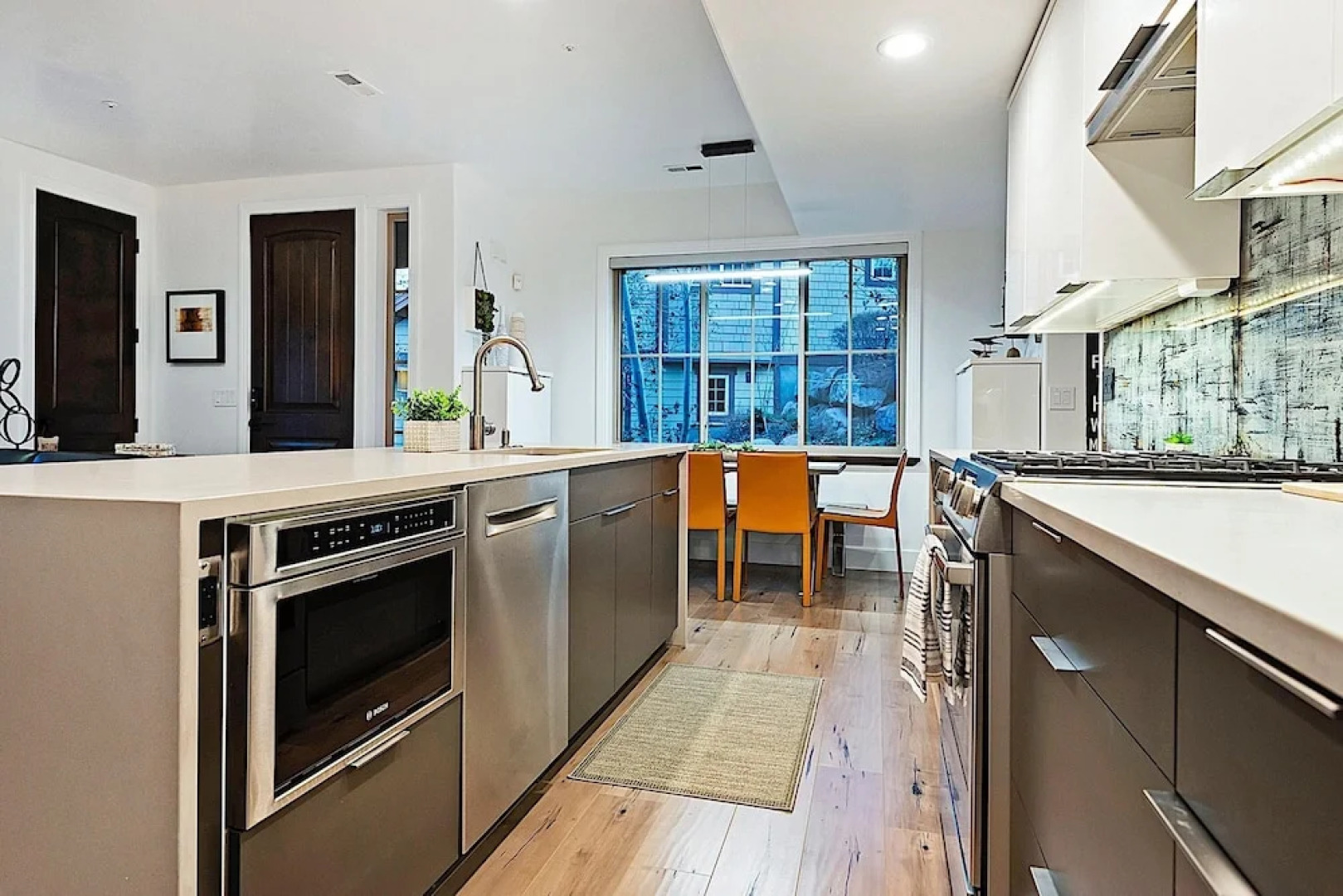 Central to Ski Utah by Casago