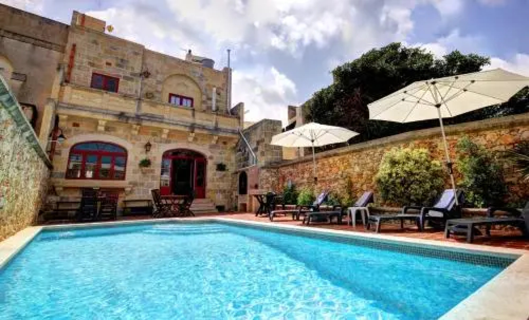 Pearl of Gozo Adults Only Mini-Hotel