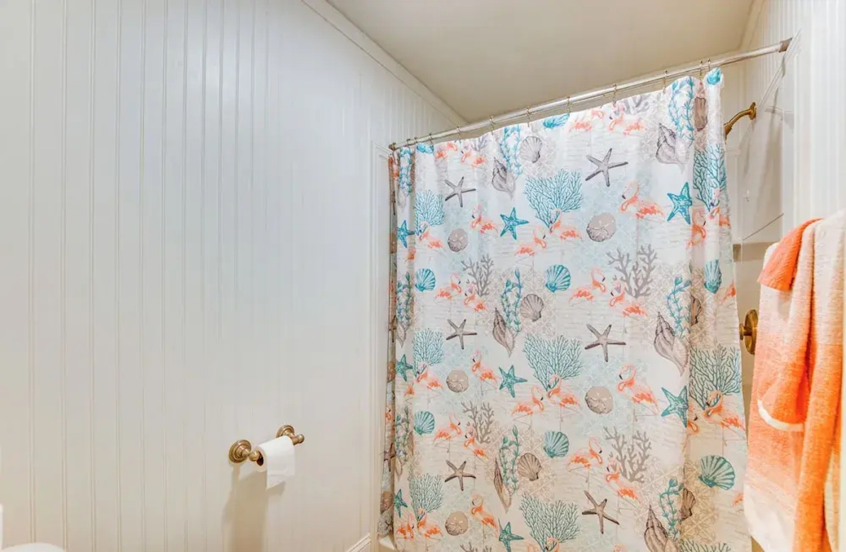 Boat Slip & Fire Pit: Peaceful House