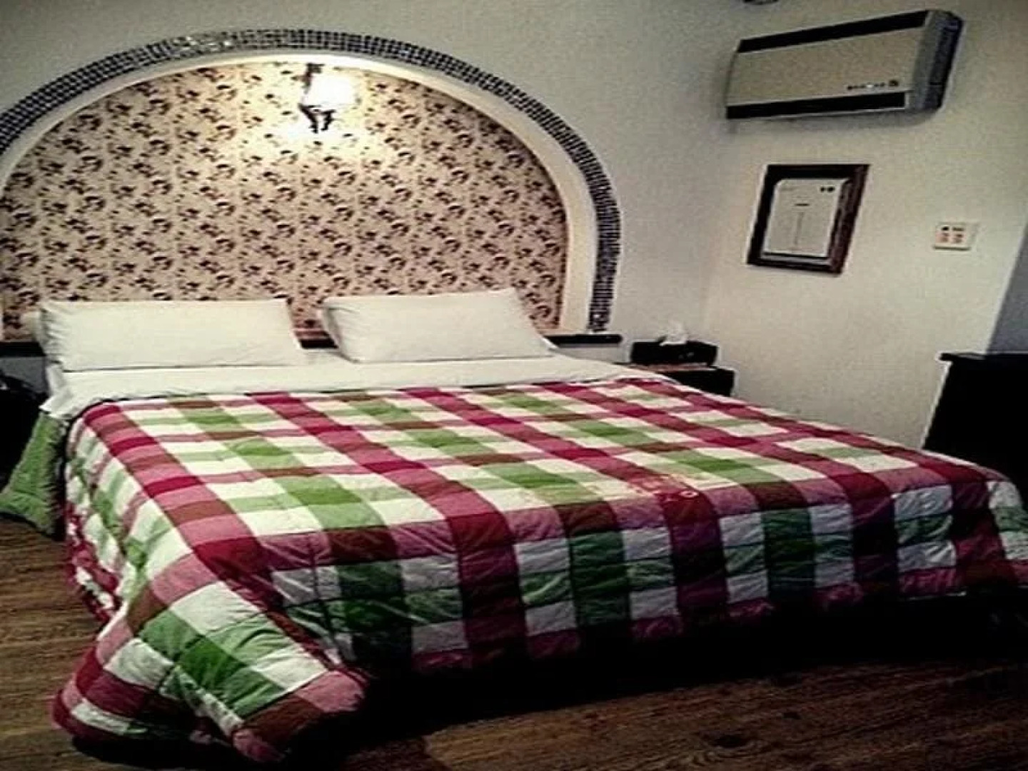 Goodstay Provence Motel