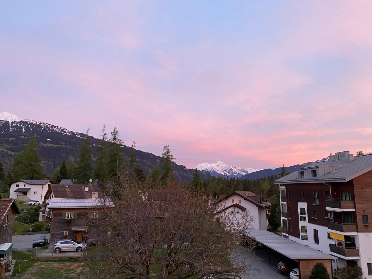 Moderne Ferienwohnung in Laax - Modern apartment in Laax