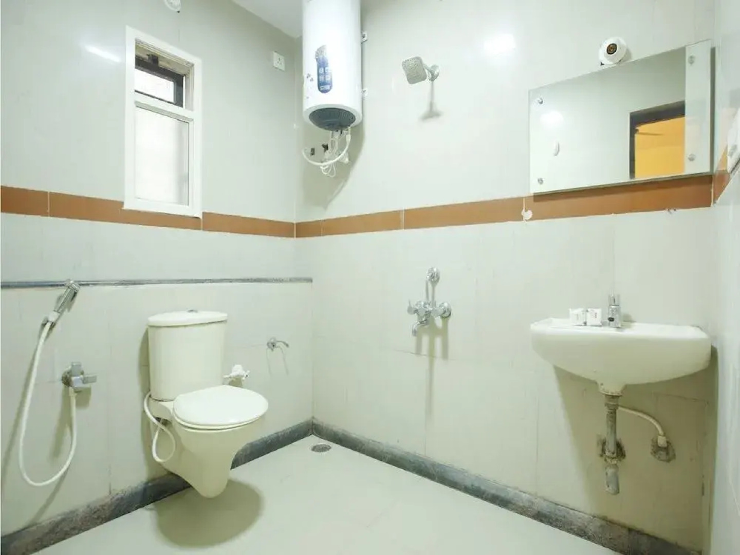 OYO 12162 New S K Regency