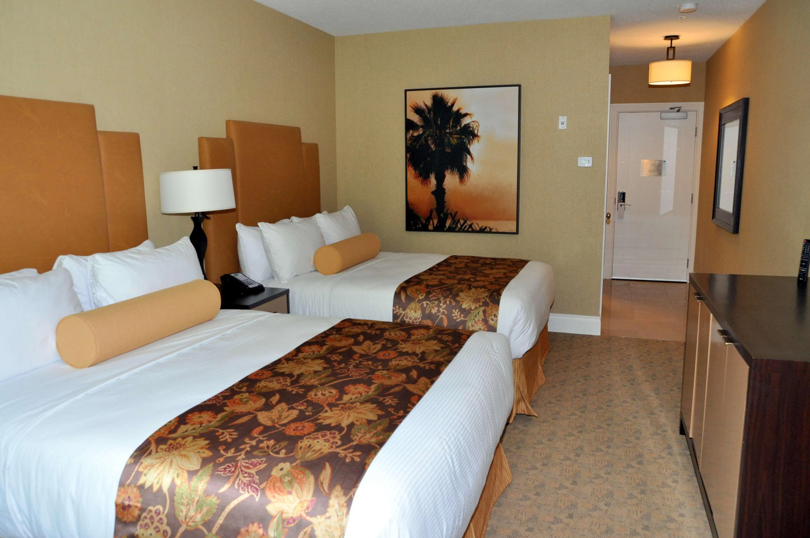 Prestige Oceanfront Resort, WorldHotels Luxury