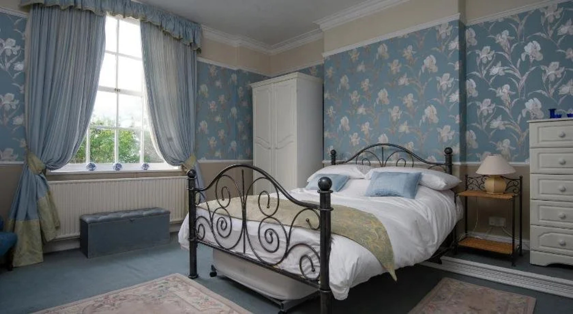 North Laurels Guesthouse