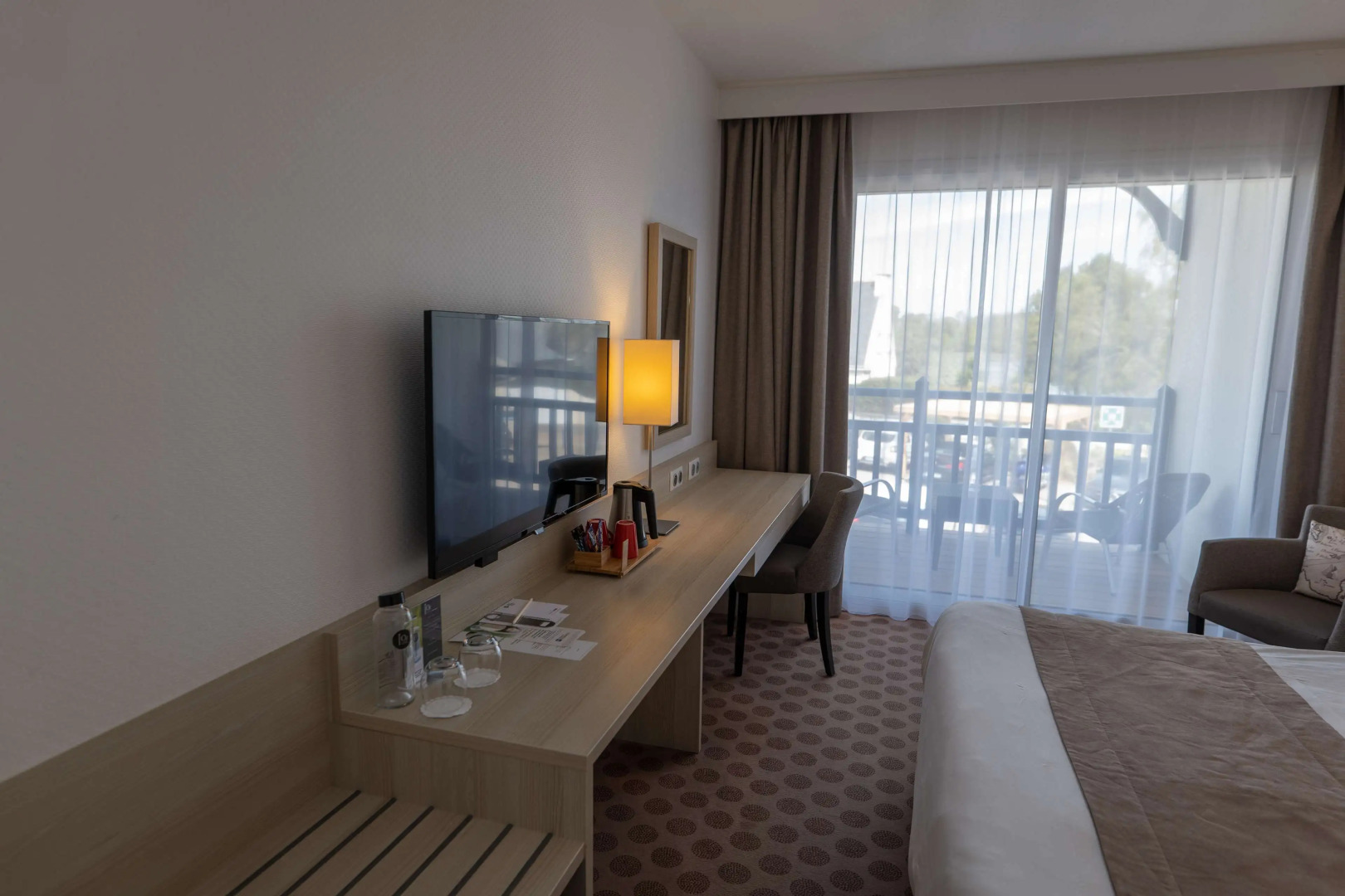 Best Western Plus Hôtel Le Roof