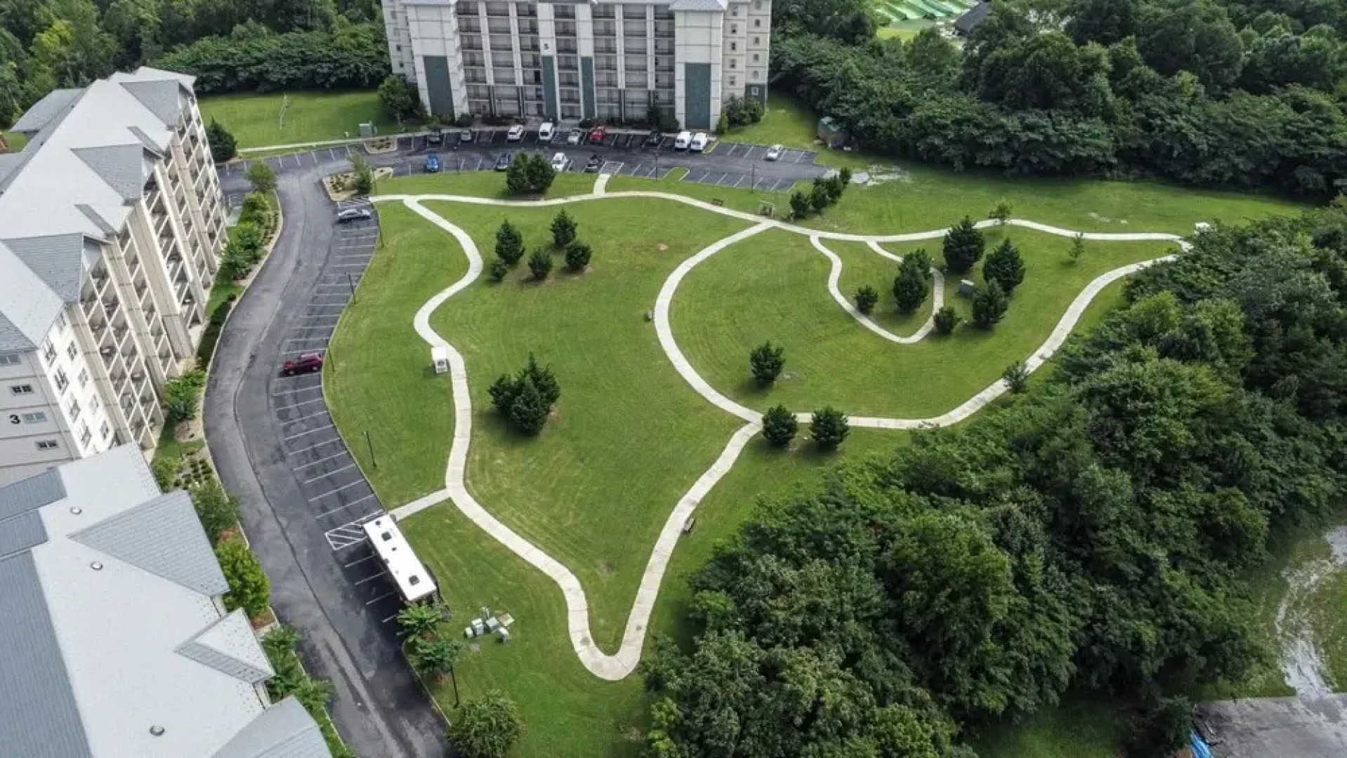 MVC - Unit 1302 - The Cove