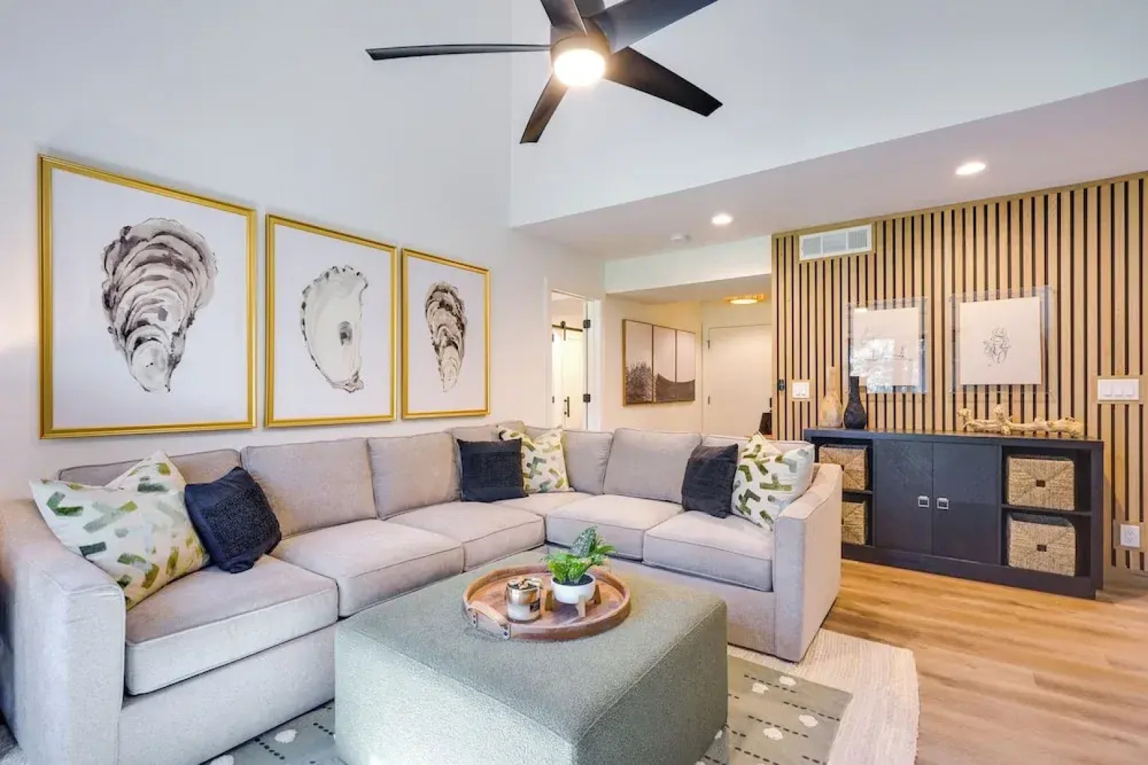 < 1 Mi to Seabrook Island Beach: Golf-view Villa!