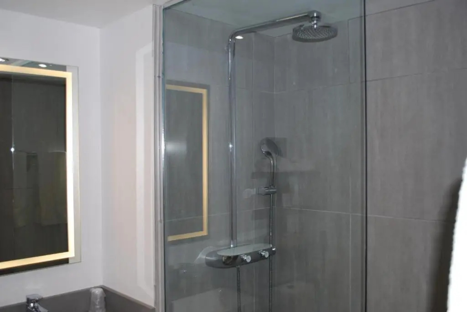 DoubleTree by Hilton Ottawa Downtown