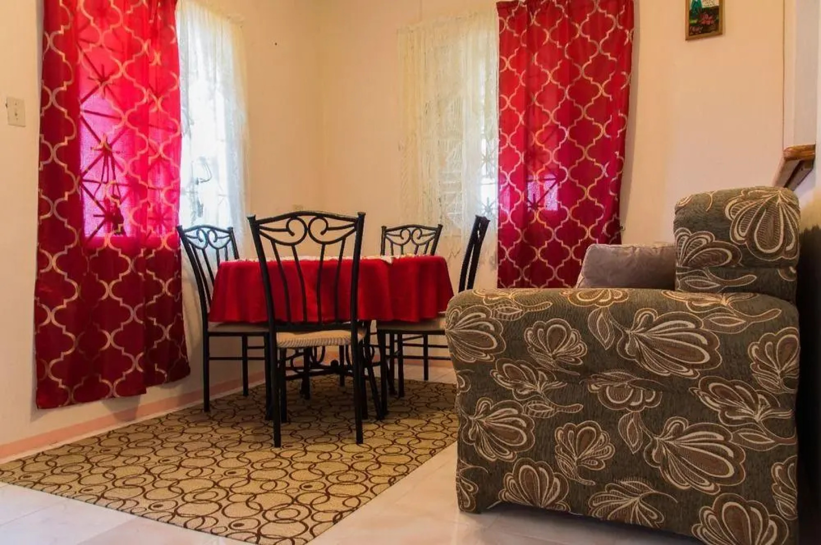 The Hellshire Beach House Ii