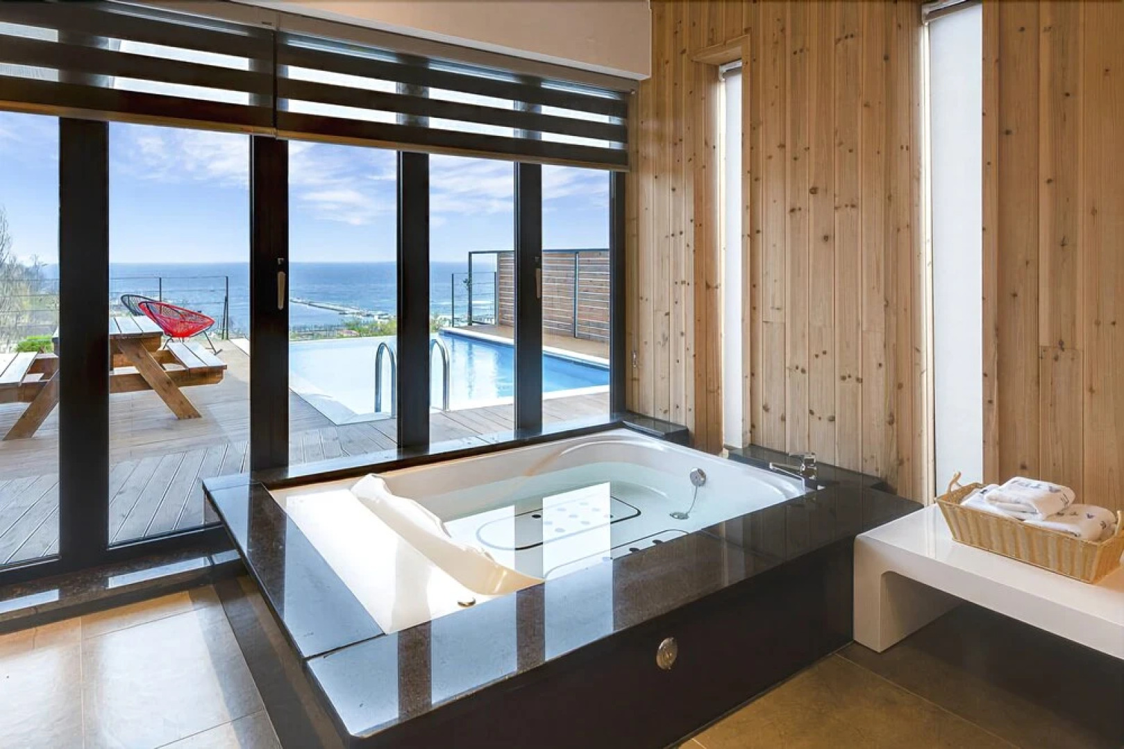 Uljin Beatrice Pool Villa