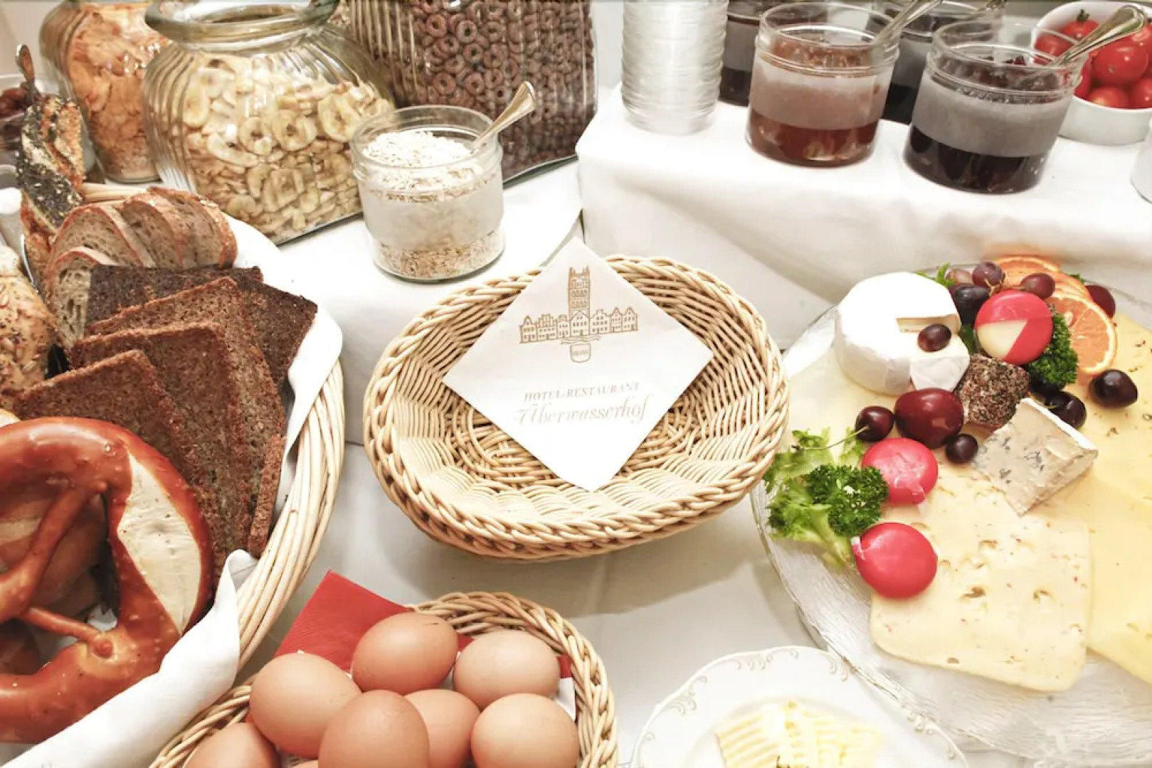 Hotel-Restaurant Überwasserhof e.K.