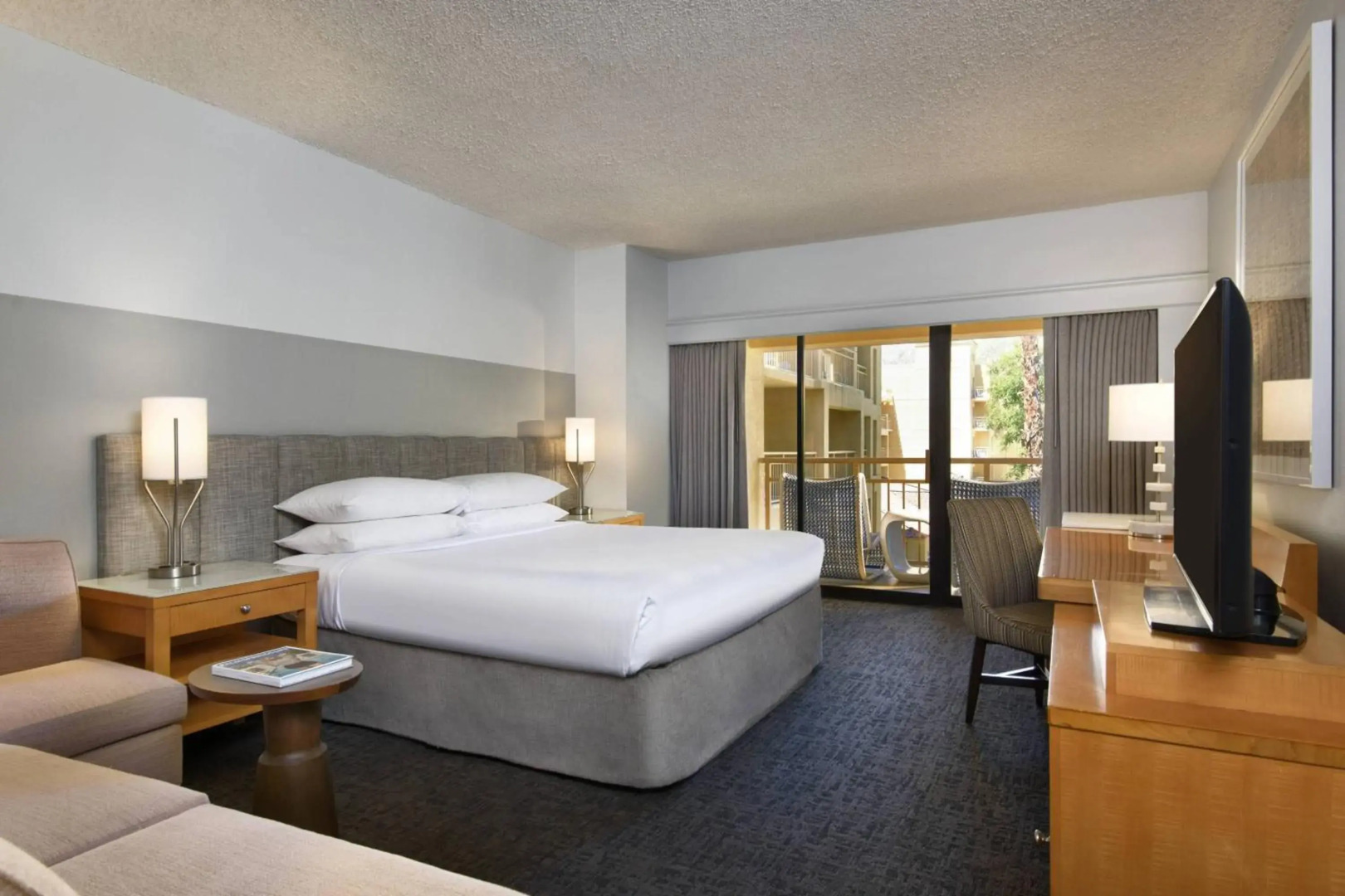 Renaissance Palm Springs Hotel