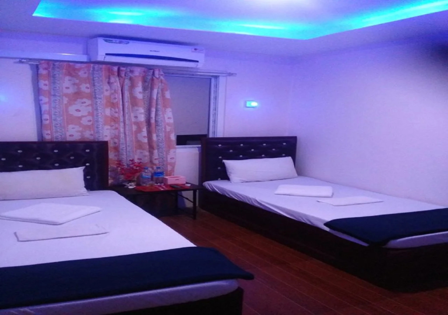 Motel Shwe Myint Mho