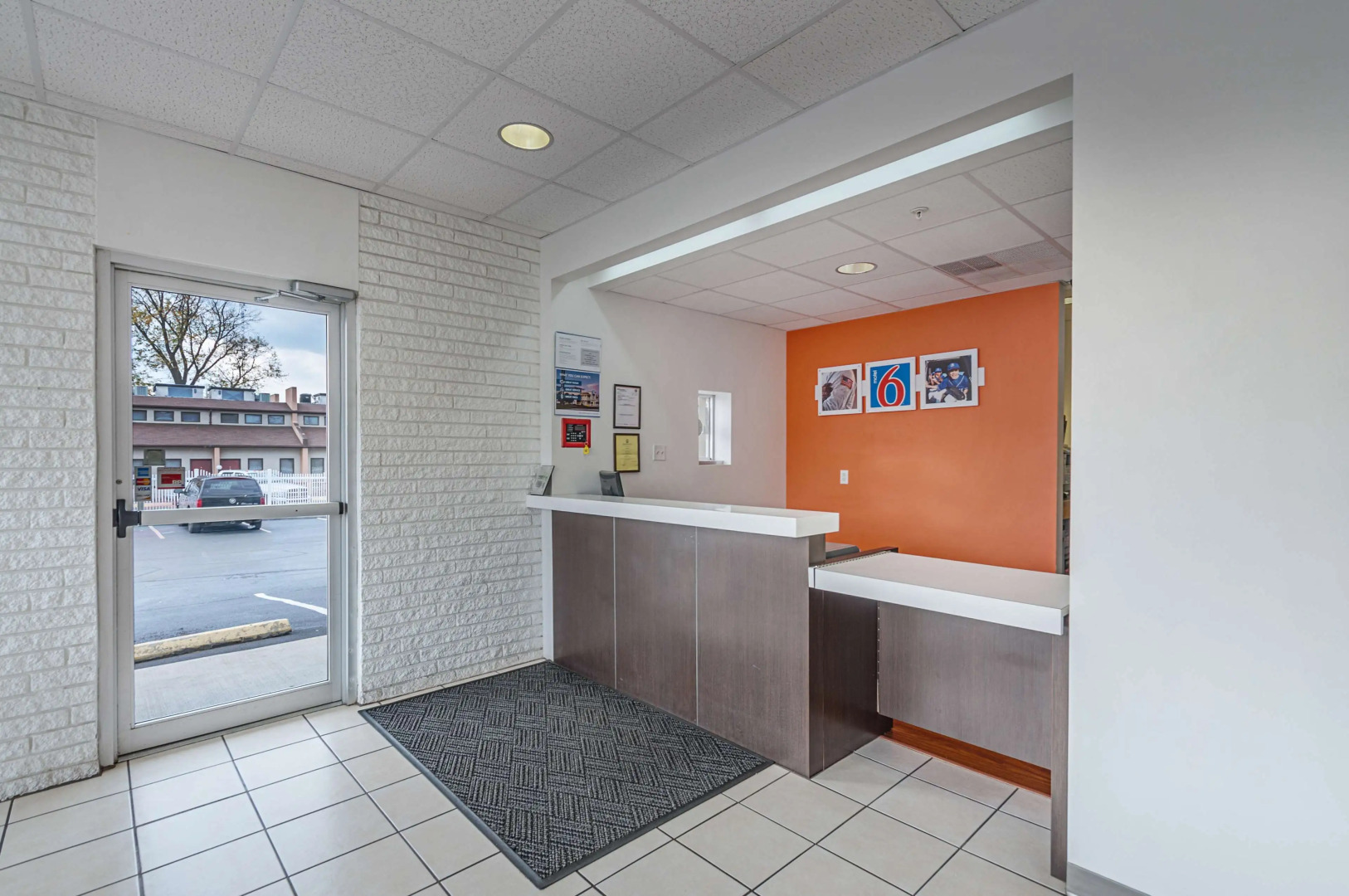 Motel 6 Winchester, VA