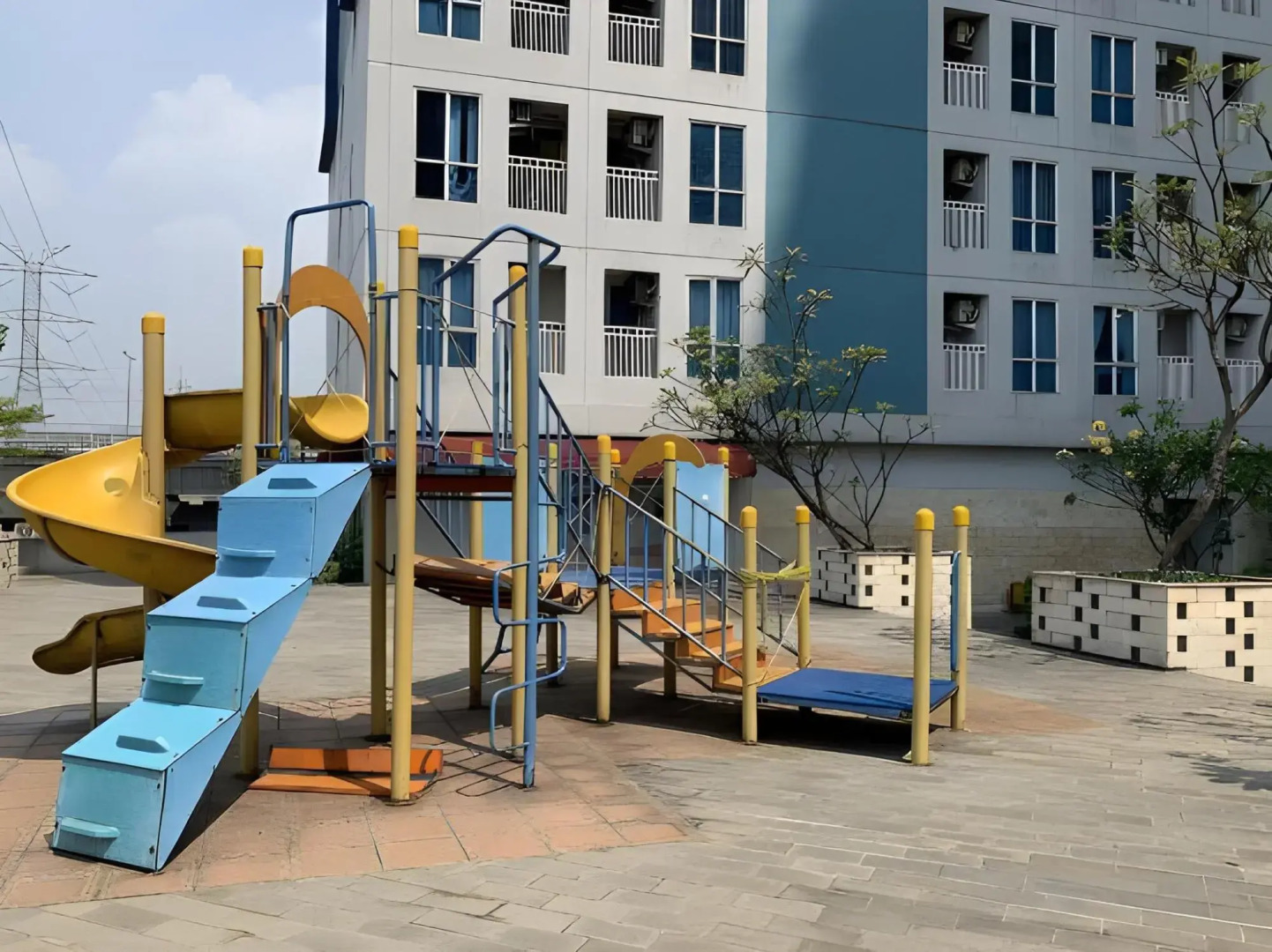 Grand Dhika City by Homtel 1137