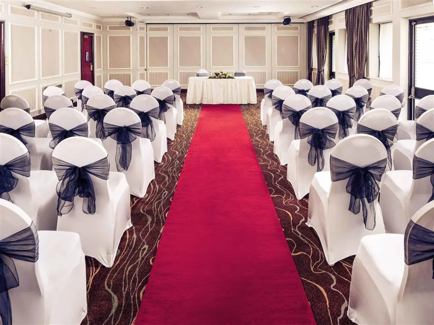 Mercure Livingston Hotel