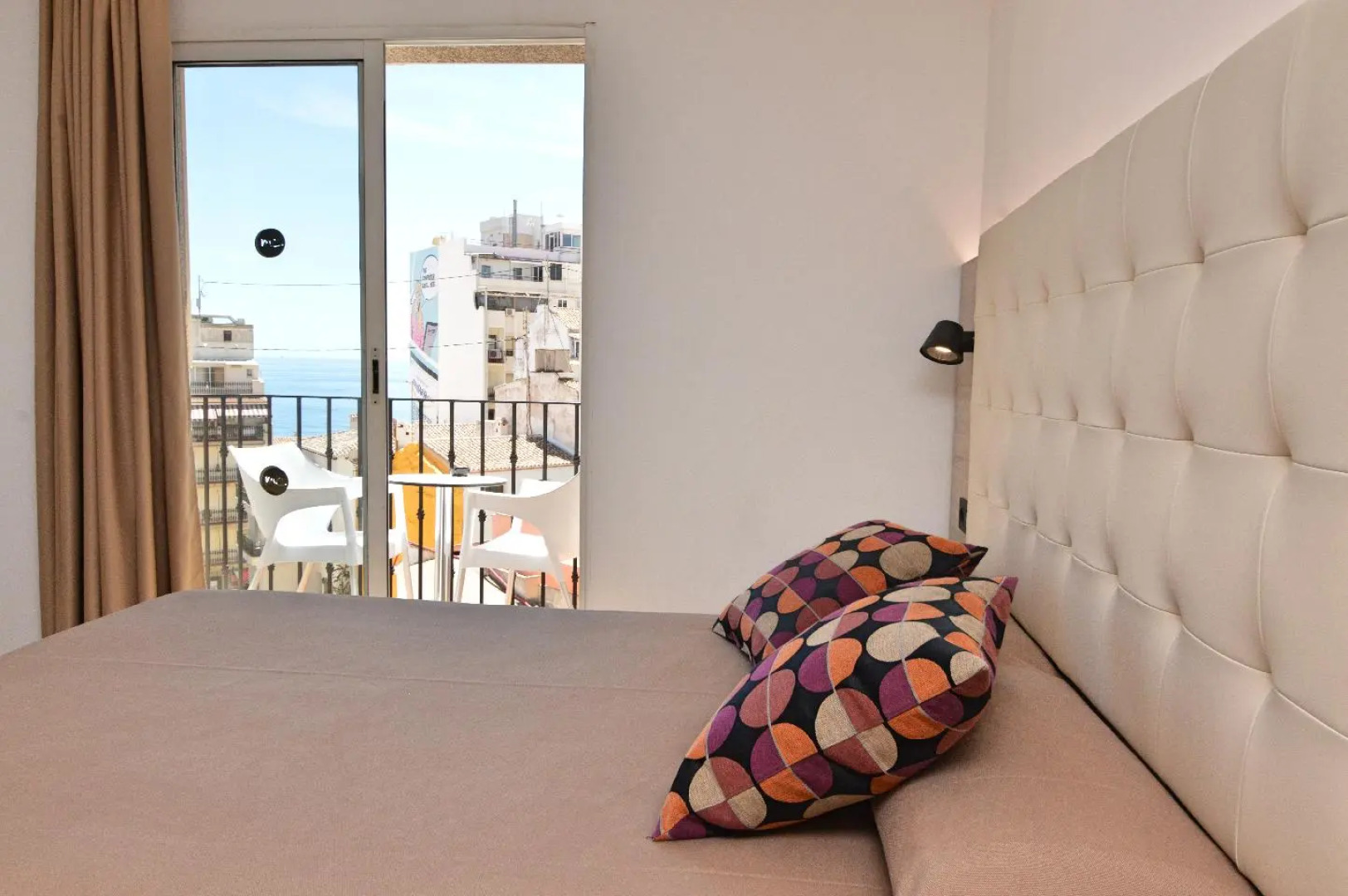 Hotel Queens - Adults Only By Mc