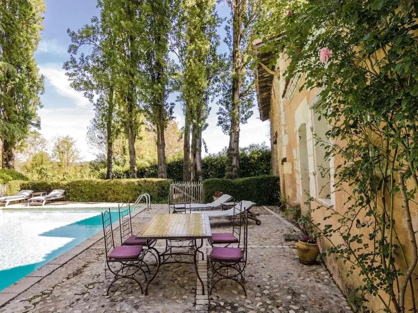 Ritzy Mansion in Sourzac With Tennis Court, Pool & Gym