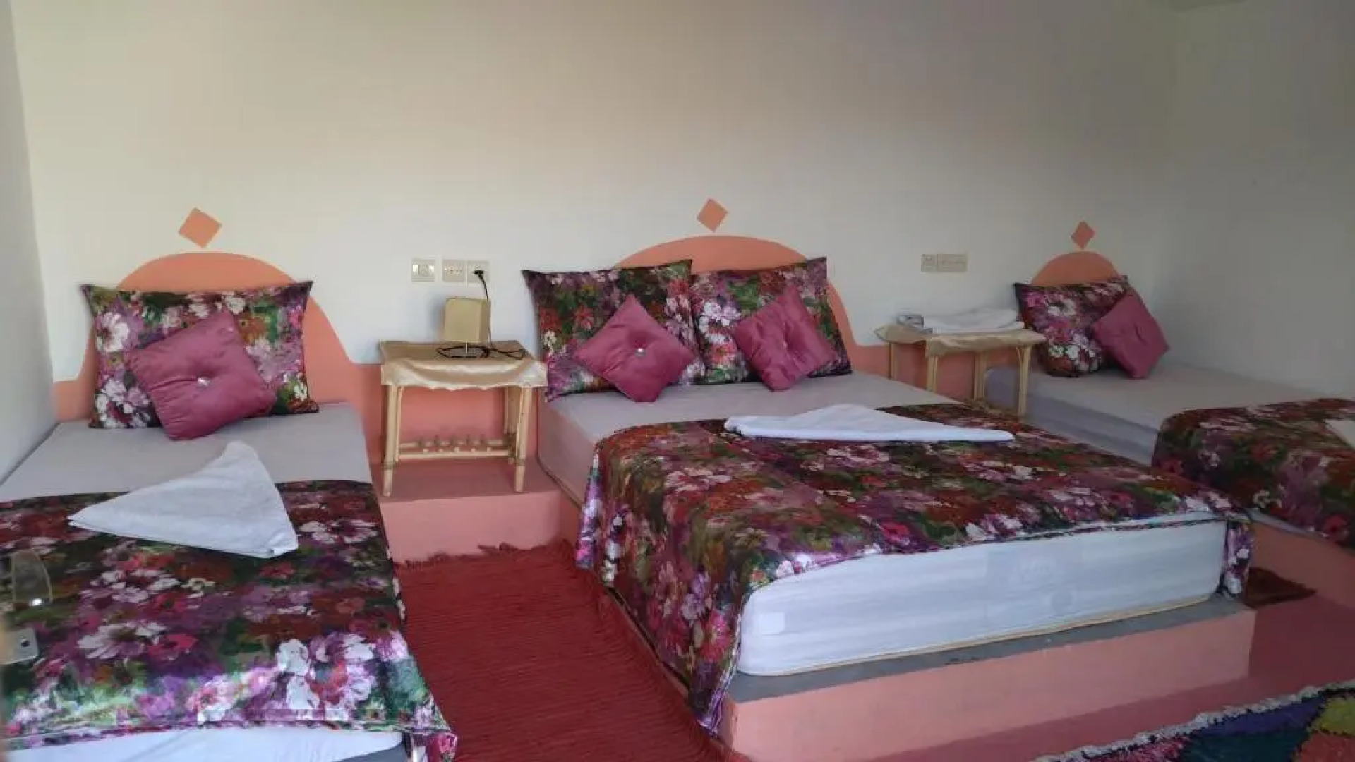 Dar AYA with suimming pool