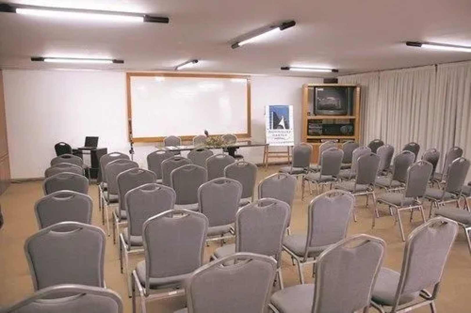 Hotel Dominguez Master