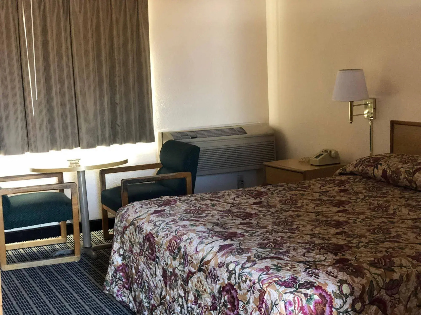 Economy Inn Fresno Yosemite