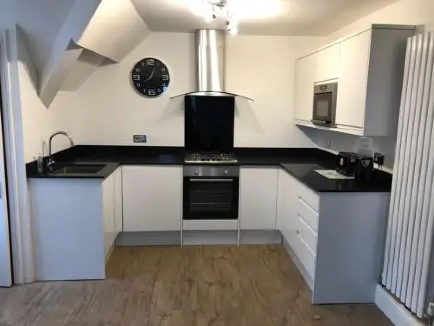 5, Sandleigh Apartment