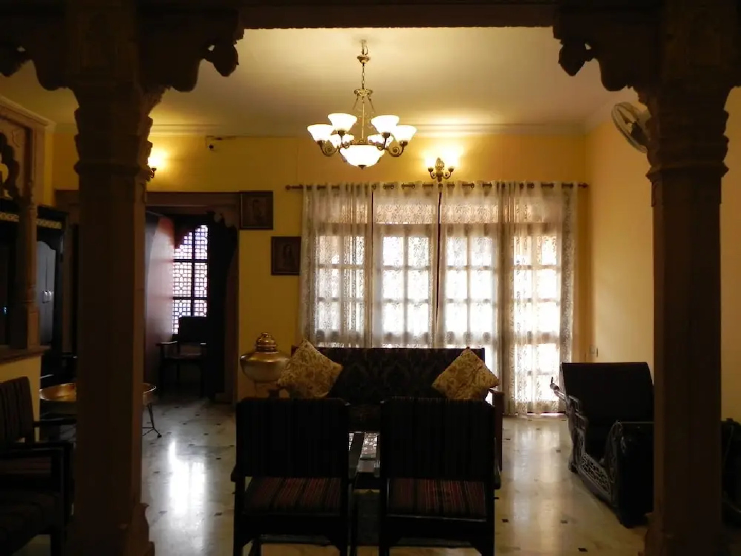 Hotel Kishan Kunj