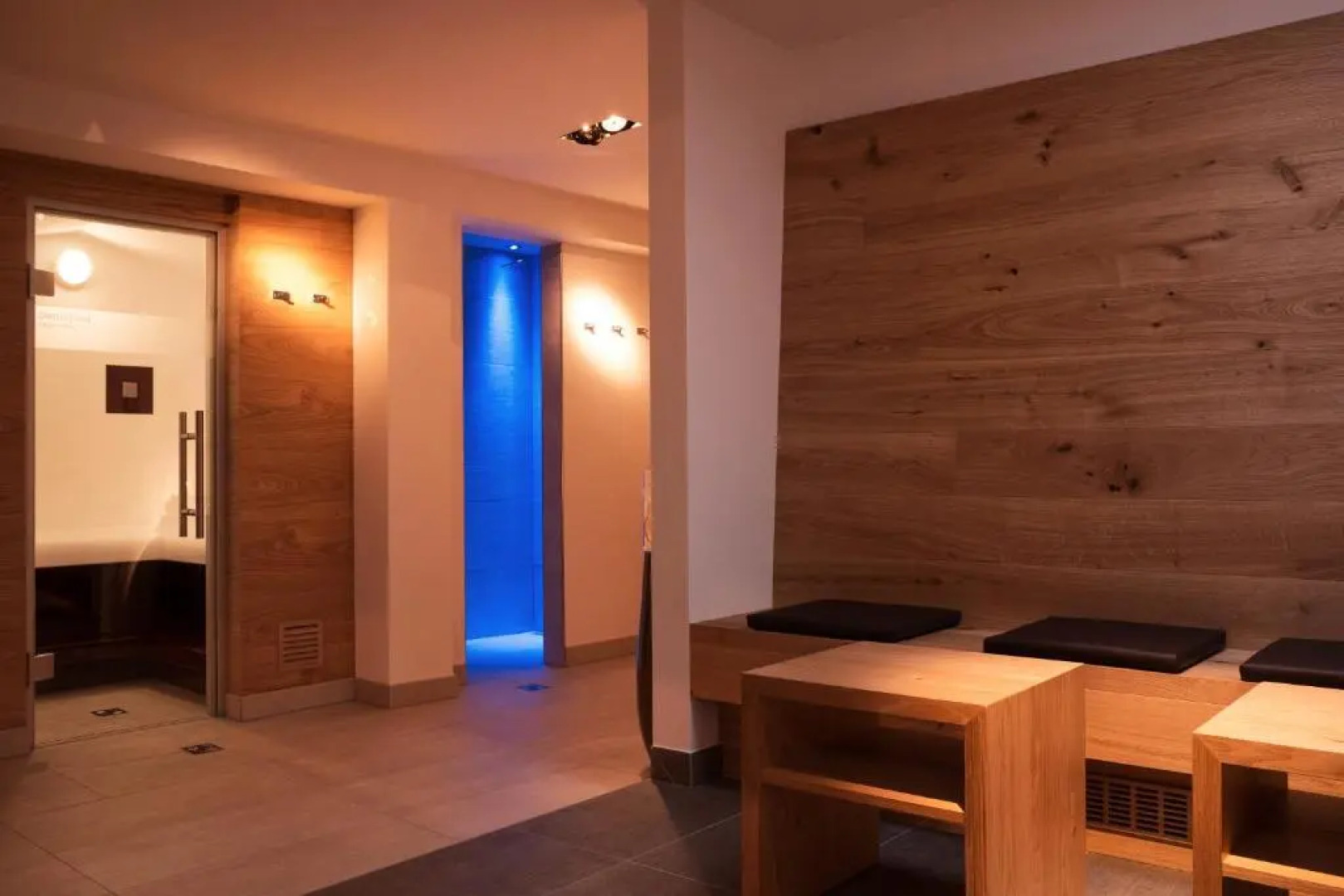 Sankt Johann Spa Suites & Apartments