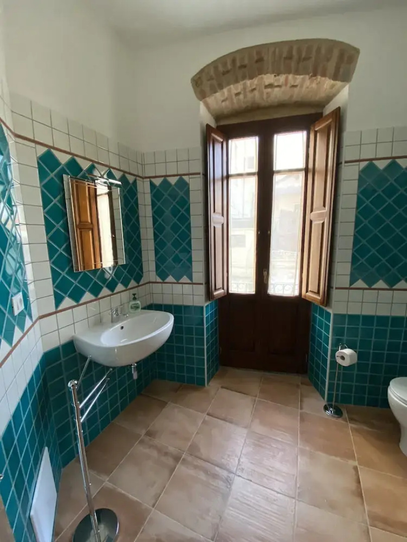 Sui Tetti Di Iglesias