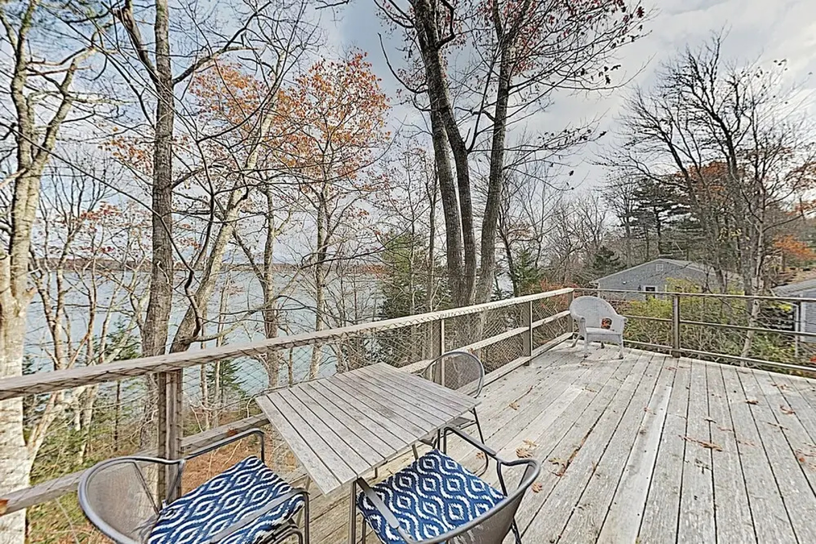 New Listing! Waterfront Hideaway W/ Modern Updates 2 Bedroom Cottage