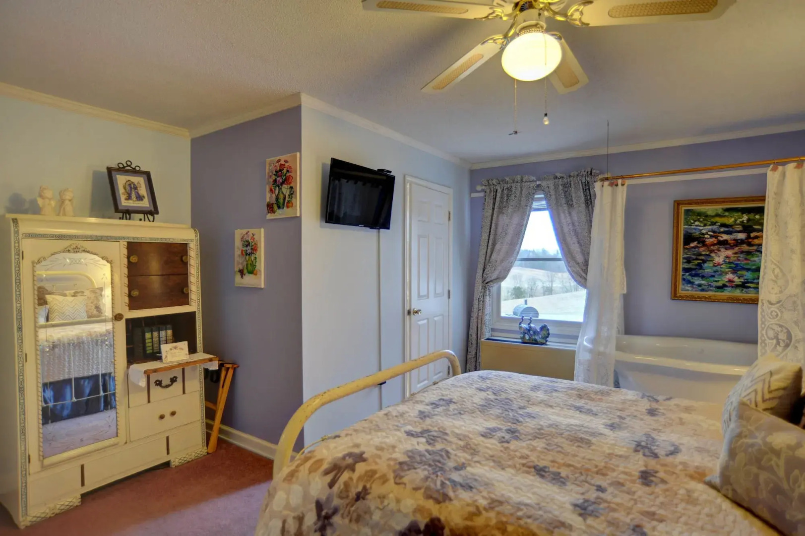 Blue Mountain Mist Country Inn & Spa