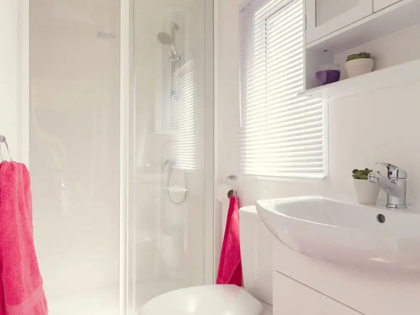 Carefully Furnished Chalet with Garden