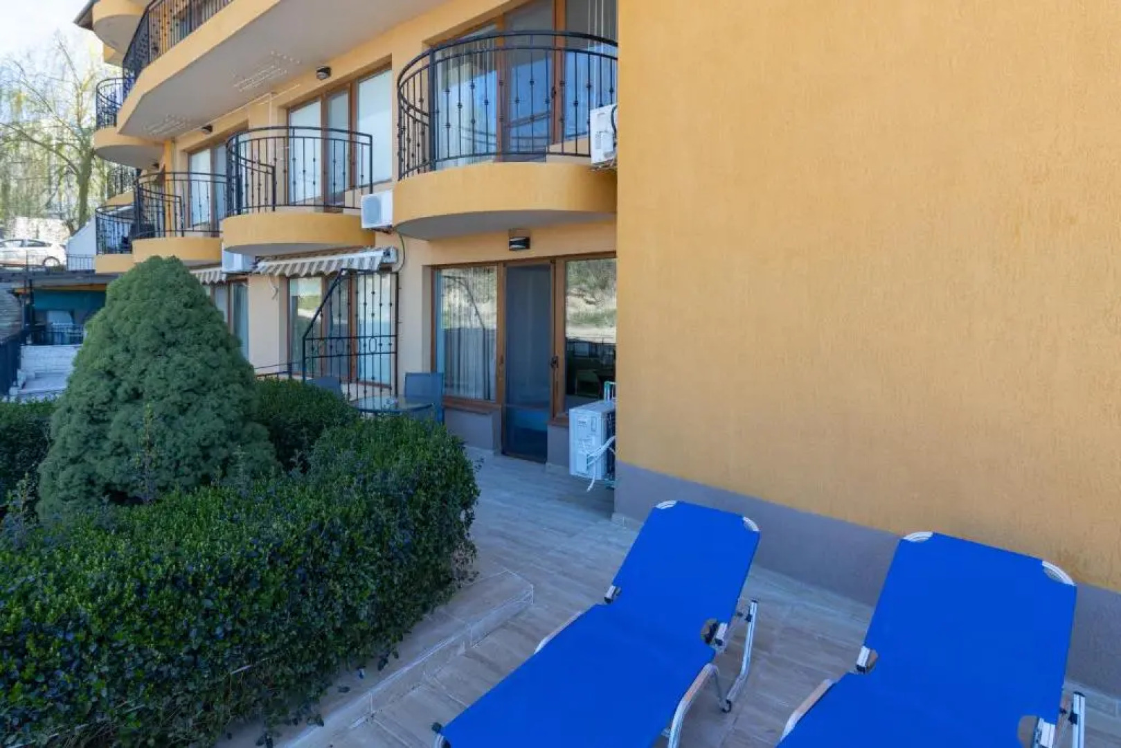 Supreme Beach Apartments