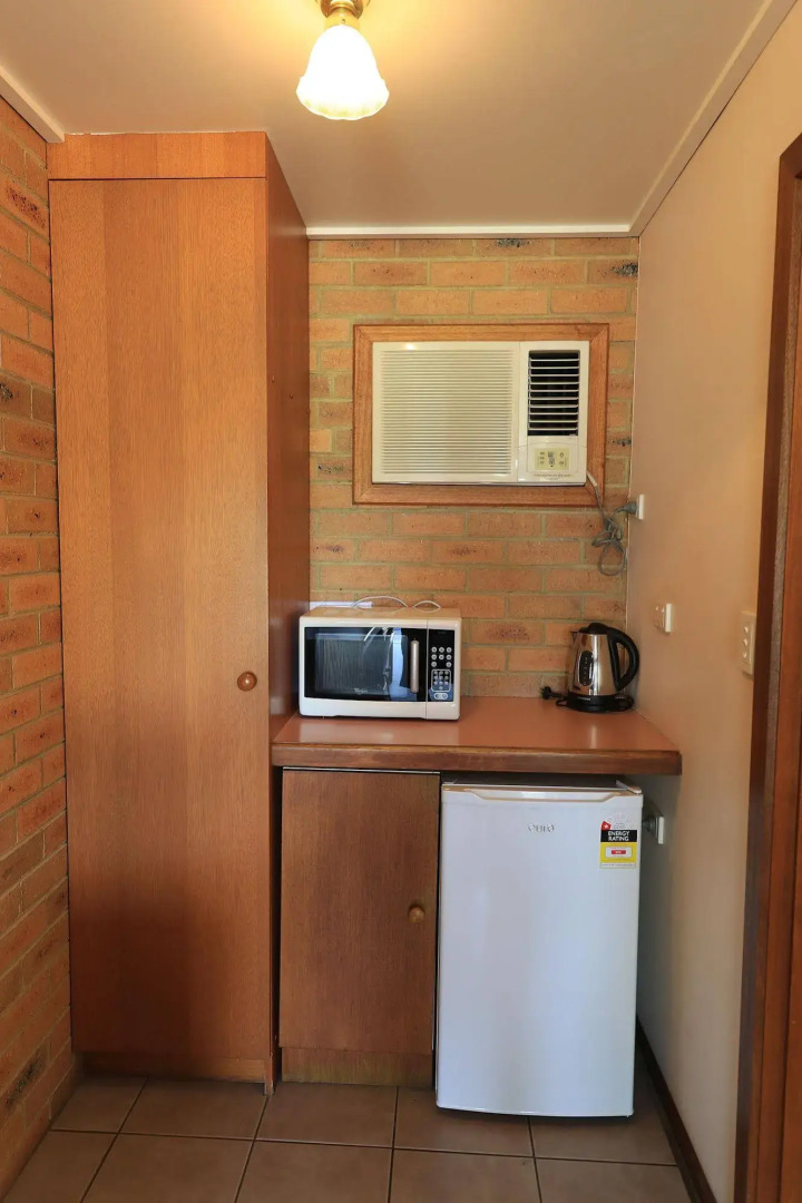 Quays Motel San Remo