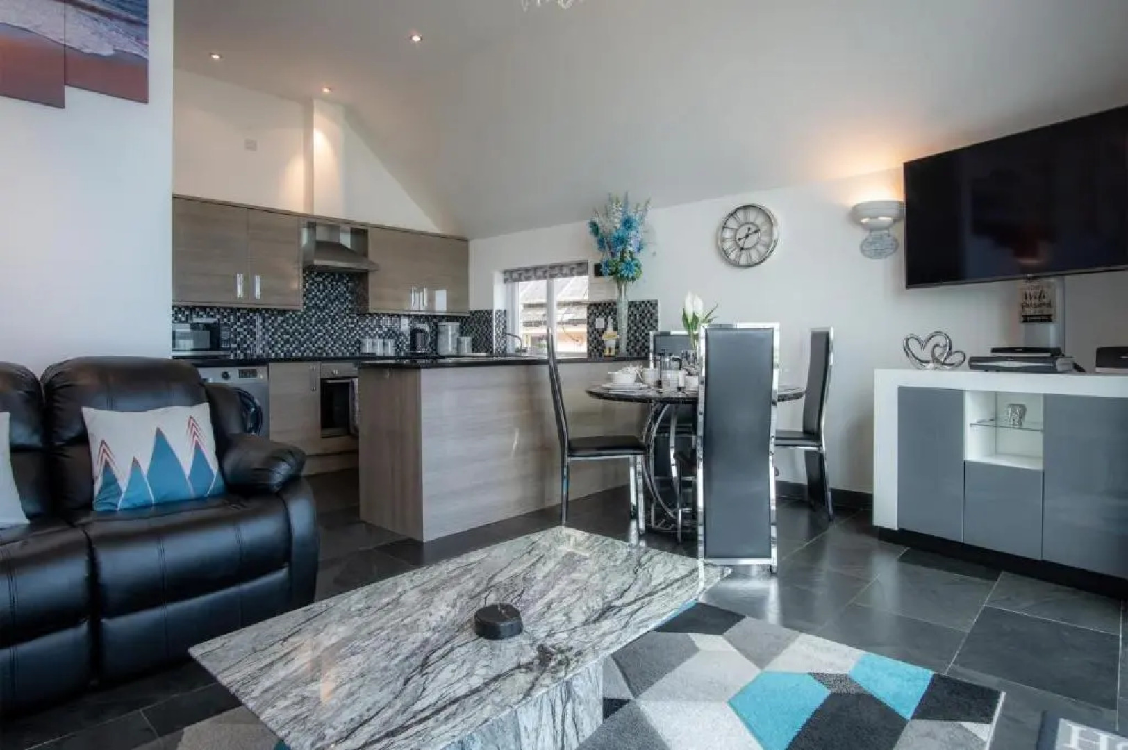 Nautilus - 2 Bedroom Apartment - Pendine