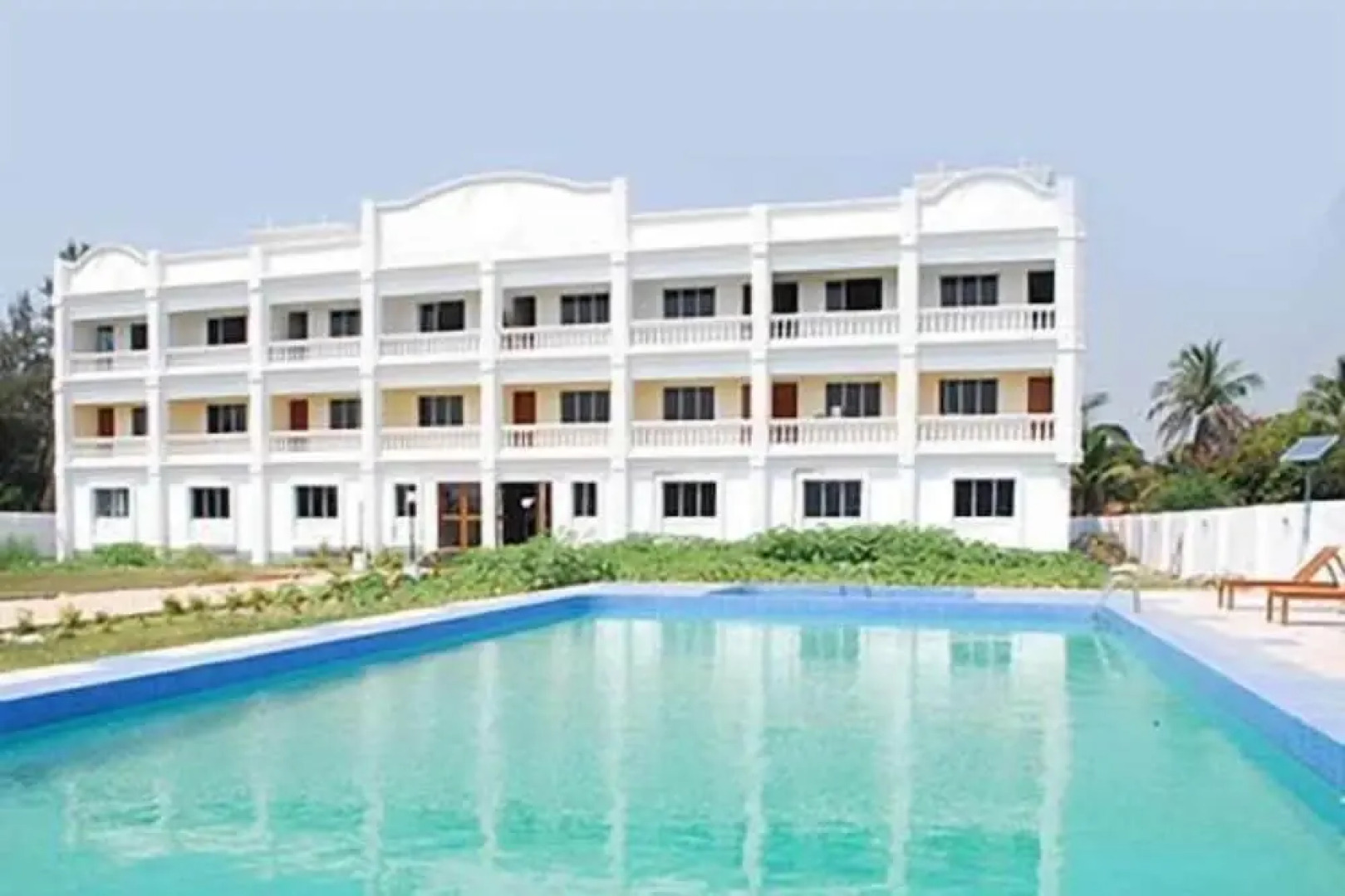 United 21 Beach View, Mandarmoni