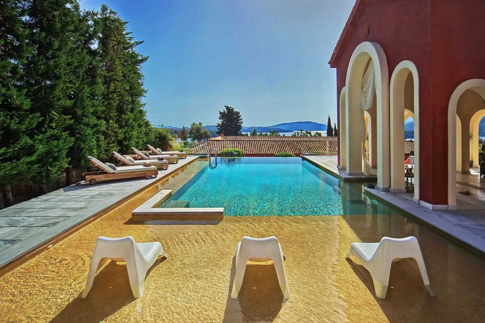 Villa Veneziano – Suites & Villa.