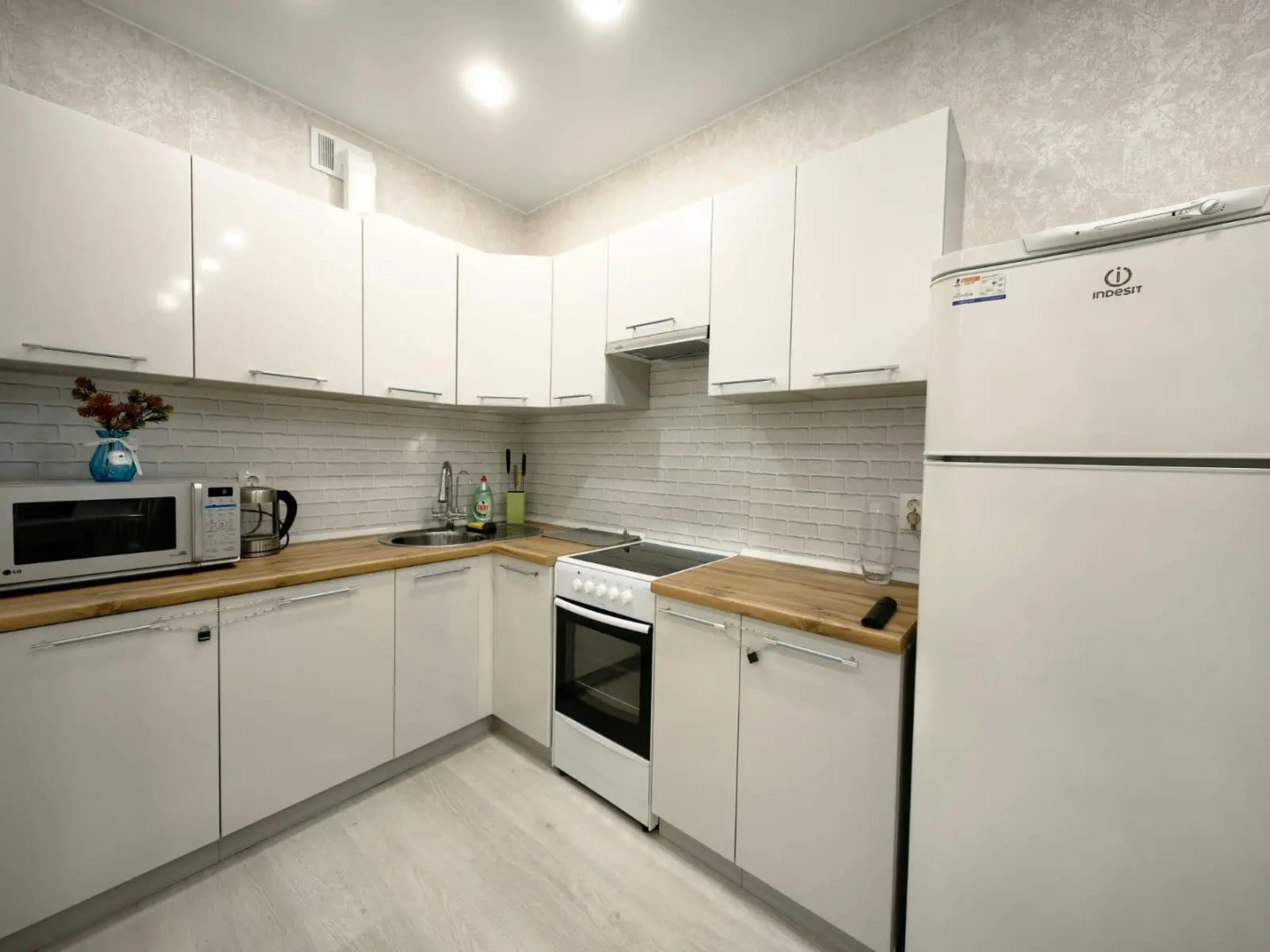 Like Home (Лайк Хоум) улице на Ломоносова 3