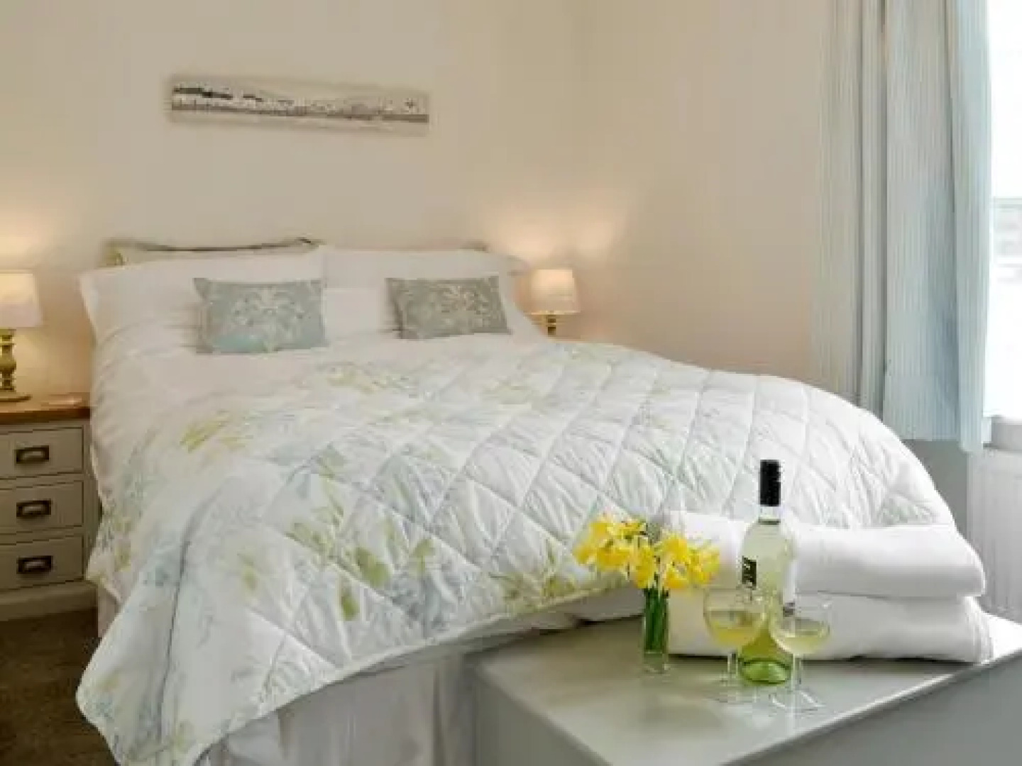 Cinnamon Teal Cottage