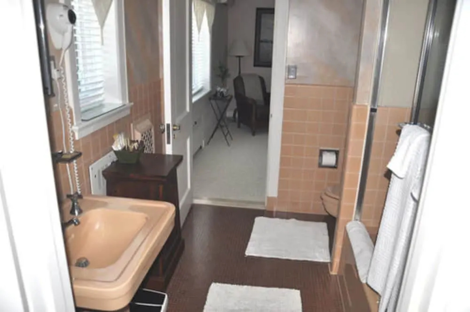 Point Pleasant Inn & Resort