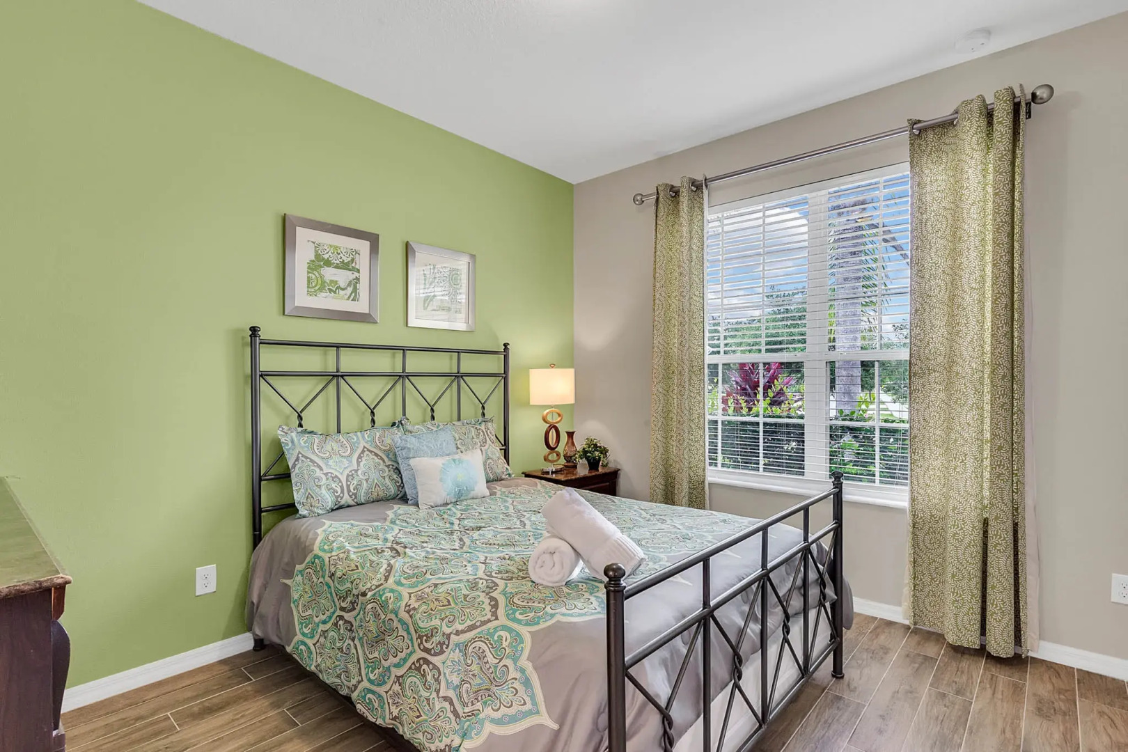 VP2522DC - 4 beds pool home - Gated resort