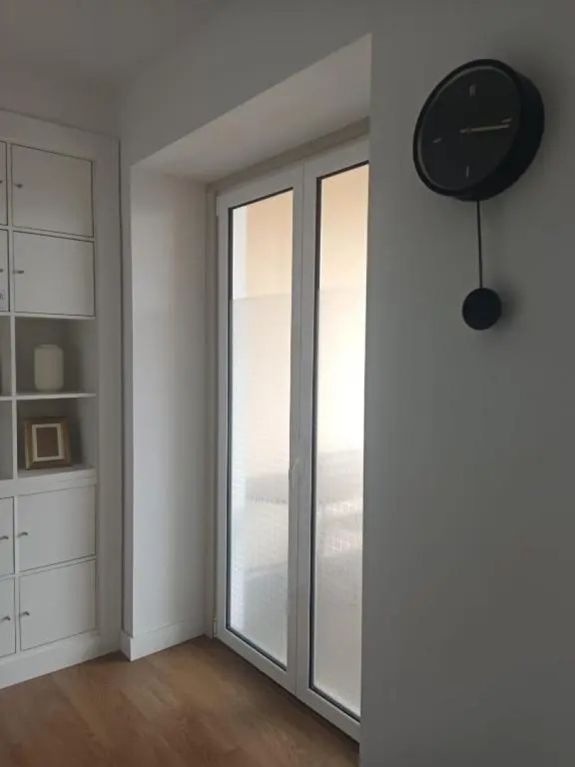 In Bed with Lisbon - by Mary