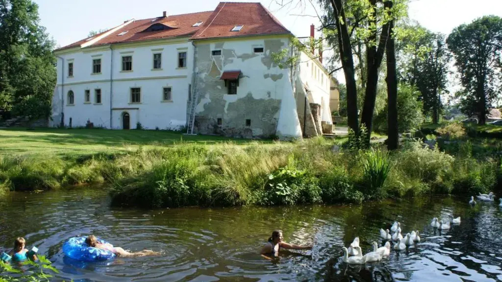 Piotrowice Nyskie Palace